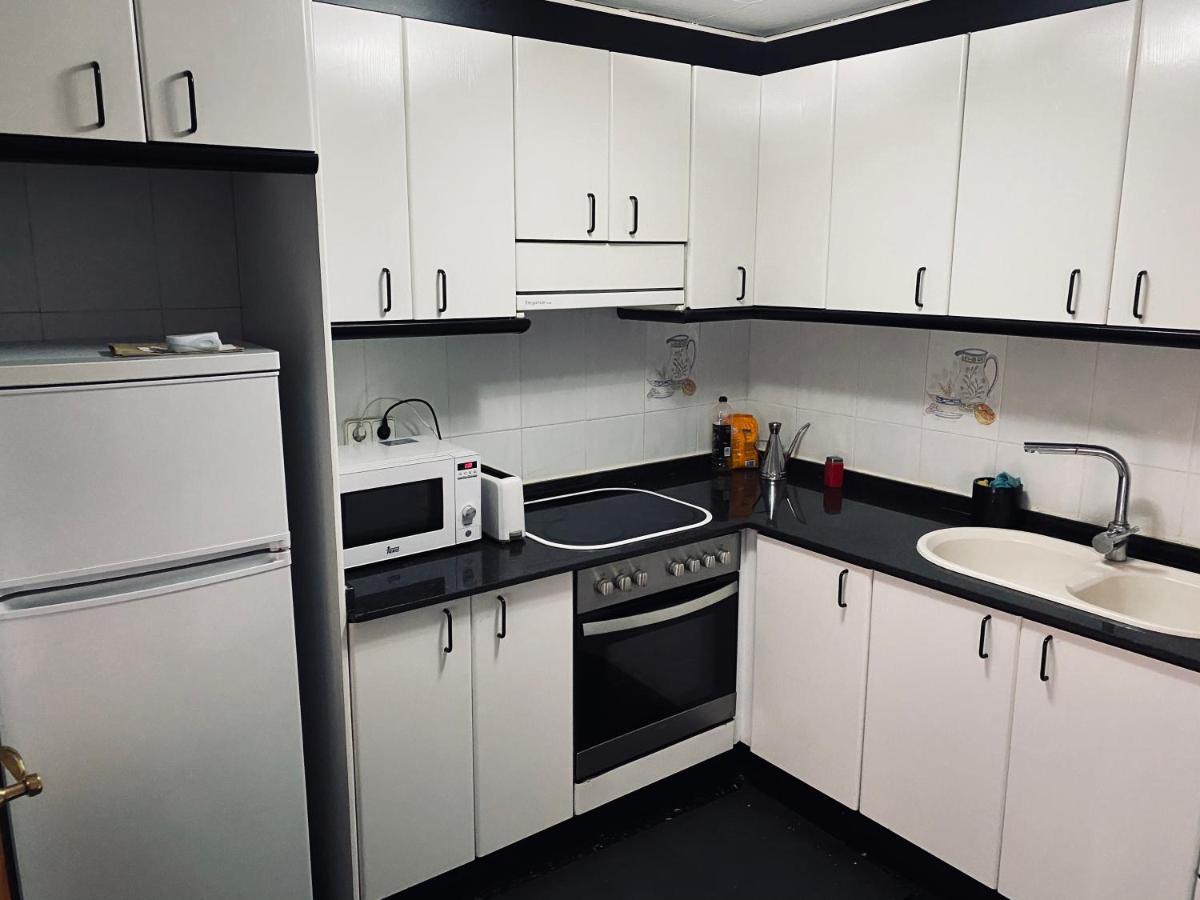 Habitaciones Dakar Rubí Екстериор снимка