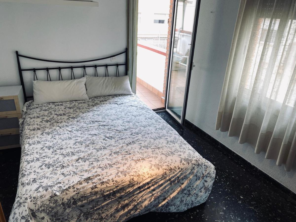 Habitaciones Dakar Rubí Екстериор снимка